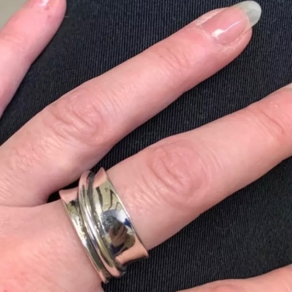 925 STERLING SILVER RING - Picture 6 of 7